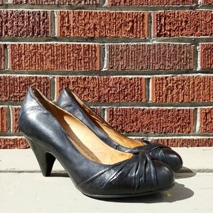 Miz Mooz Black leather heel